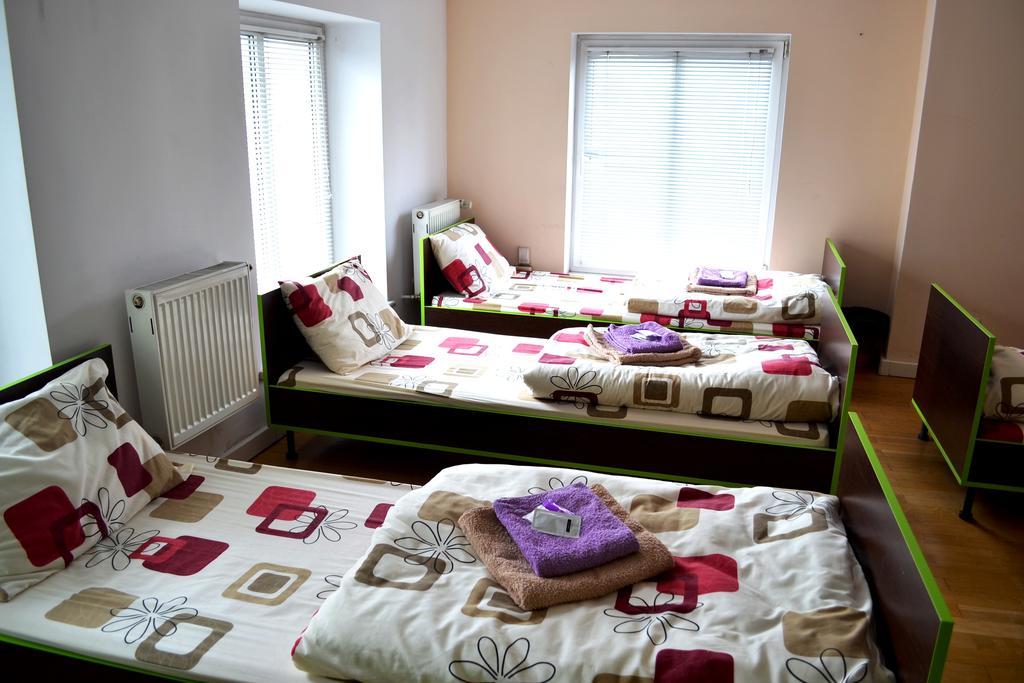 Wanted Hostel Lwów Zewnętrze zdjęcie